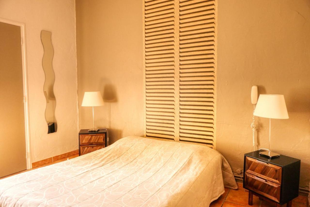 Au Saint Roch - Et Jardin Hotel Avignon