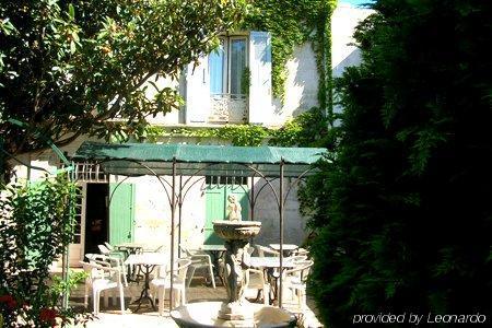 Au Saint Roch - Et Jardin 2*