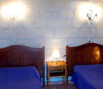 Au Saint Roch - Et Jardin Hotel 2*