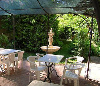 Au Saint Roch - Et Jardin Hotel Avignon